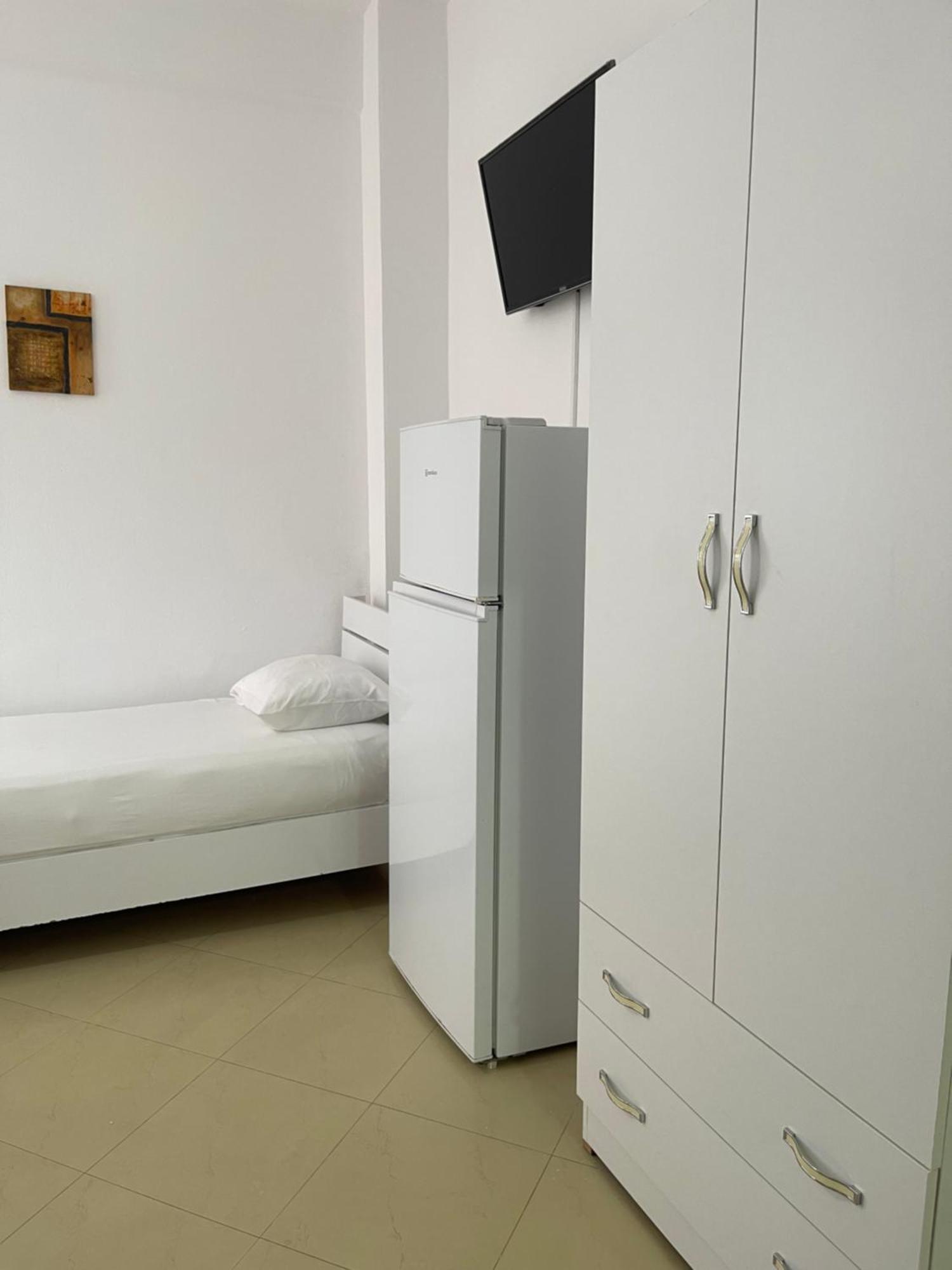 Marra'S Rooms Durrës Exterior foto
